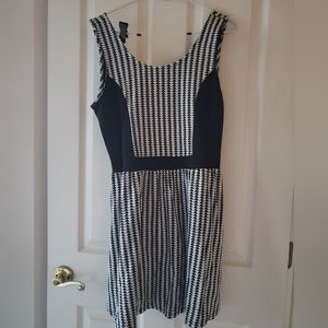 NWOT Black and white dress